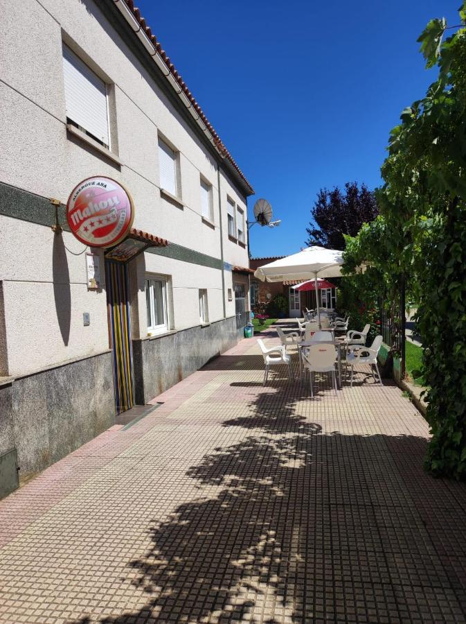 Albergue Santa Ana Сан-Мартин-дель-Камино Экстерьер фото